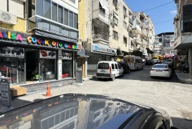 BUCA HÜRRİYET'TE ANAYOLA SADECE 150 METRE MESAFEDE DÜKKAN