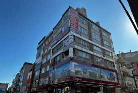 Halkalı Caddesi Tabela Değeri Yüksek Kiralık 4 Katlı İş Yeri