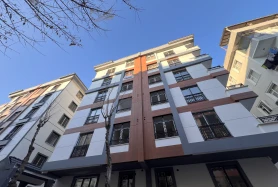 AVCILAR MERKEZDE YENİ BİNADA KAPALI OTOPARKLI ASANSÖRLÜ 3+1 ARA KAT SATILIK DAİRE 
