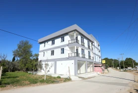 Aksu Devlet Hastanesi Karşısı Komple Bina 2 Dükkan 4 ad2+1 Daire