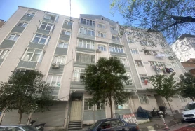 K.Çekmece Yeşilova Mah. 2+1 Satılık Ferah Daire