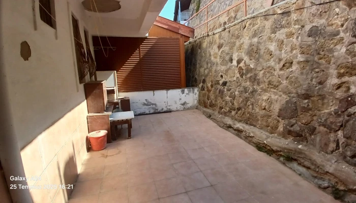 arka bahce.jpg